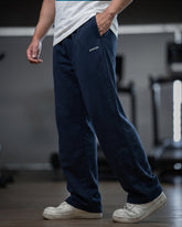 Classic Straight Pant