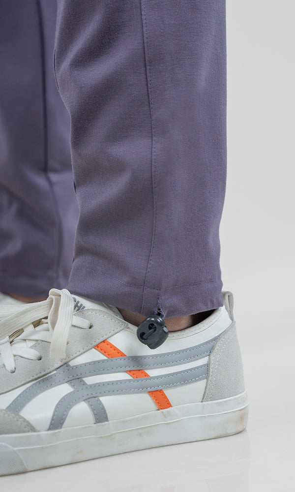 Mauve Legacy Cargo Pants by Athflex - Slim Fit Gym Cargo Pants