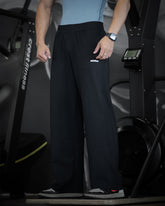 Stride Straight Pants
