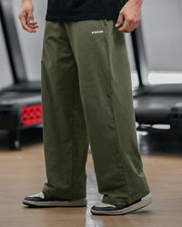 Classic Straight Pant