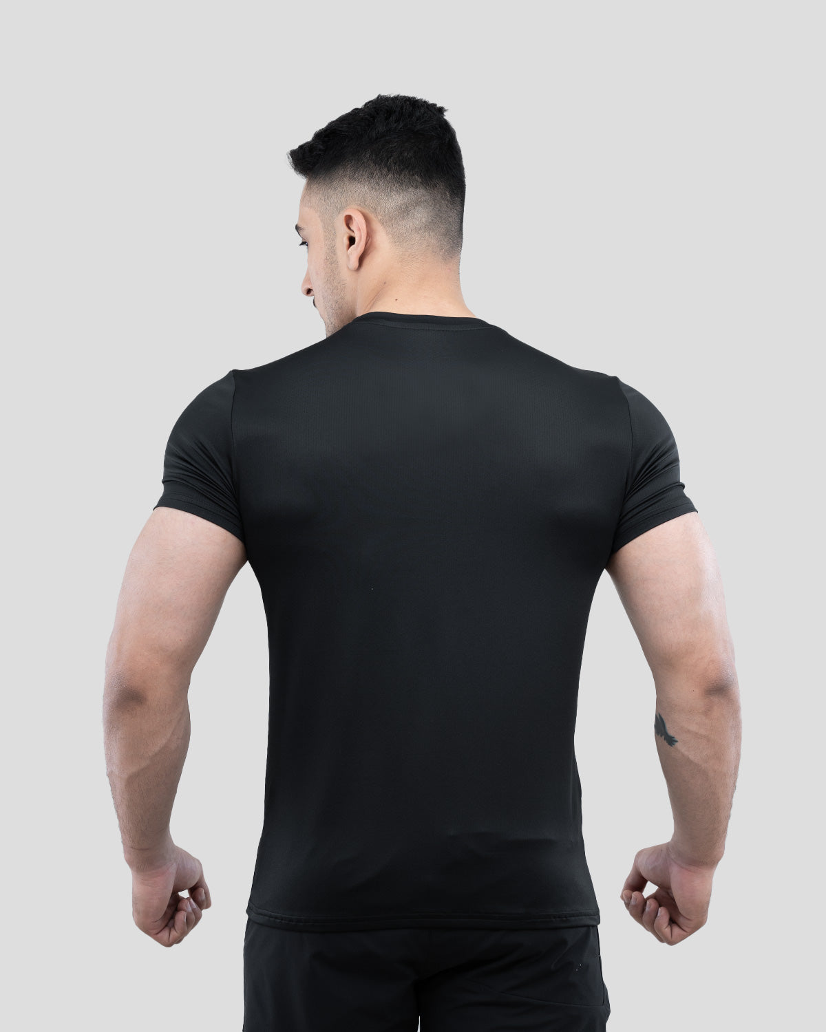 Textured T-shirt (Black)