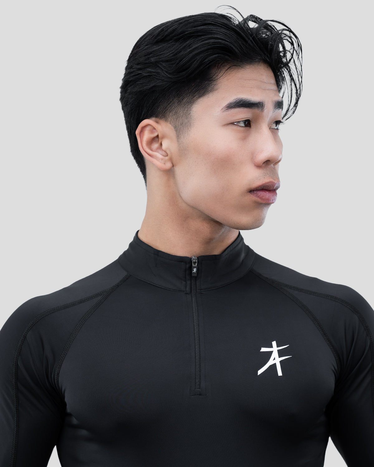 Hustle High Neck Pullover