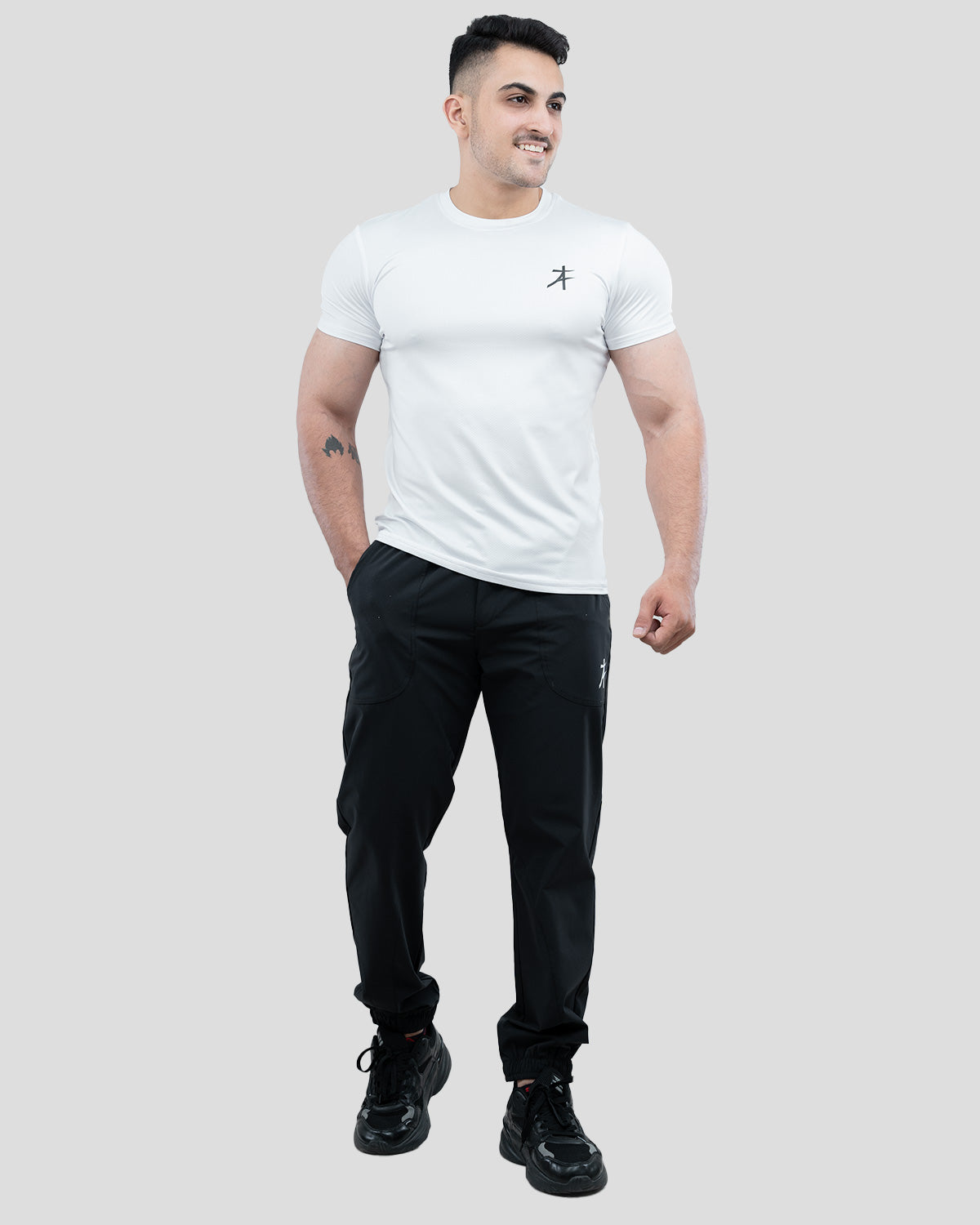 Textured T-shirt (White)