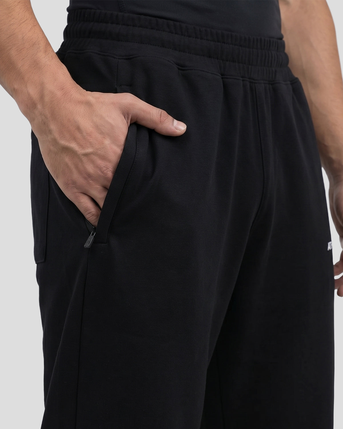 Classic Straight Pant