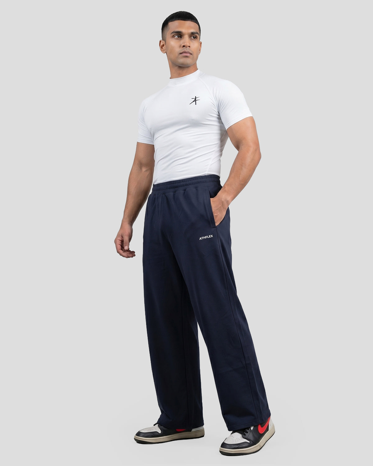 Classic Straight Pant